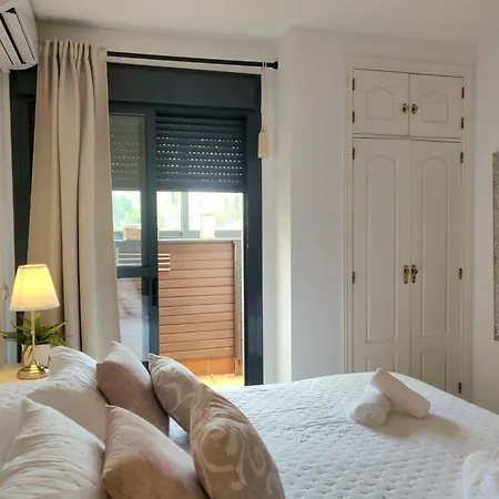 Апартаменты Lujoso Atico Con Vistas Al Mar, Piscina & Parking