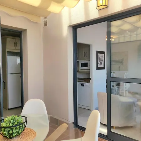 Lujoso Atico Con Vistas Al Mar, Piscina & Parking * Фуэнхирола