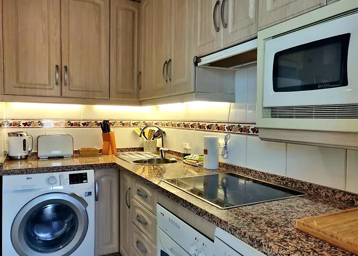 Lujoso Atico Con Vistas Al Mar, Piscina & Parking Apartment